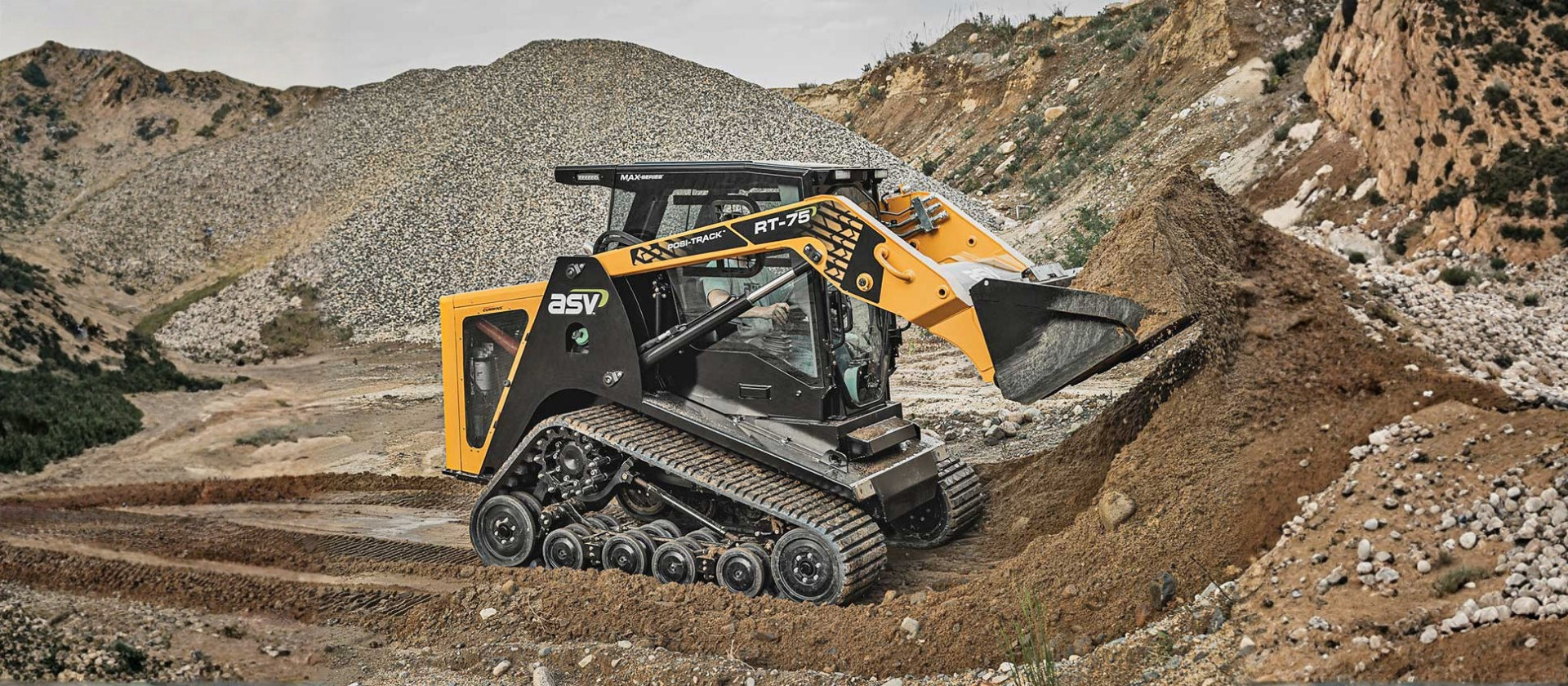 <p>John Deere Tracks</p>